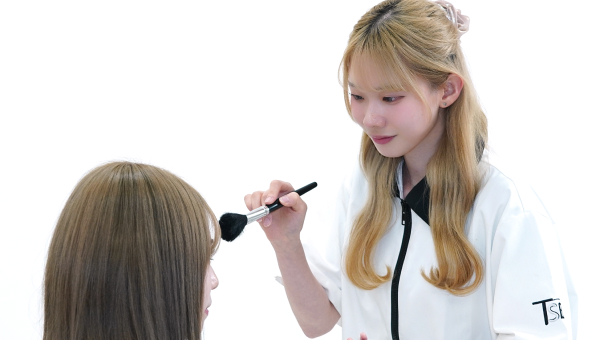 ヘアメイクコース