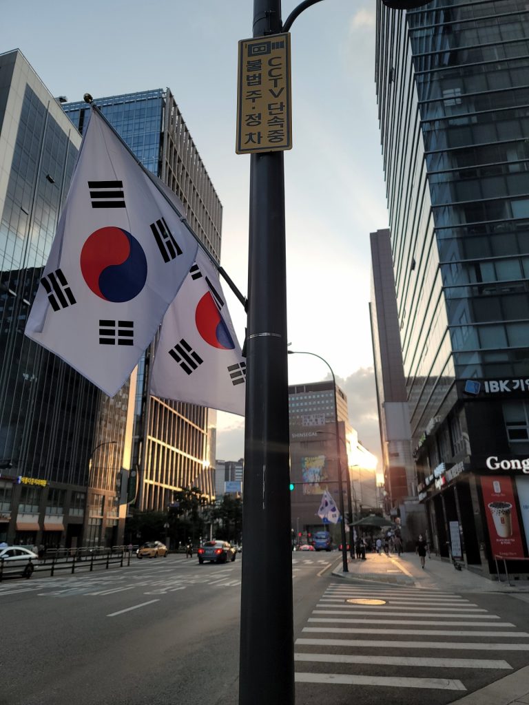 韓国メイク・韓国美容に関心がある人の進路選択とは?